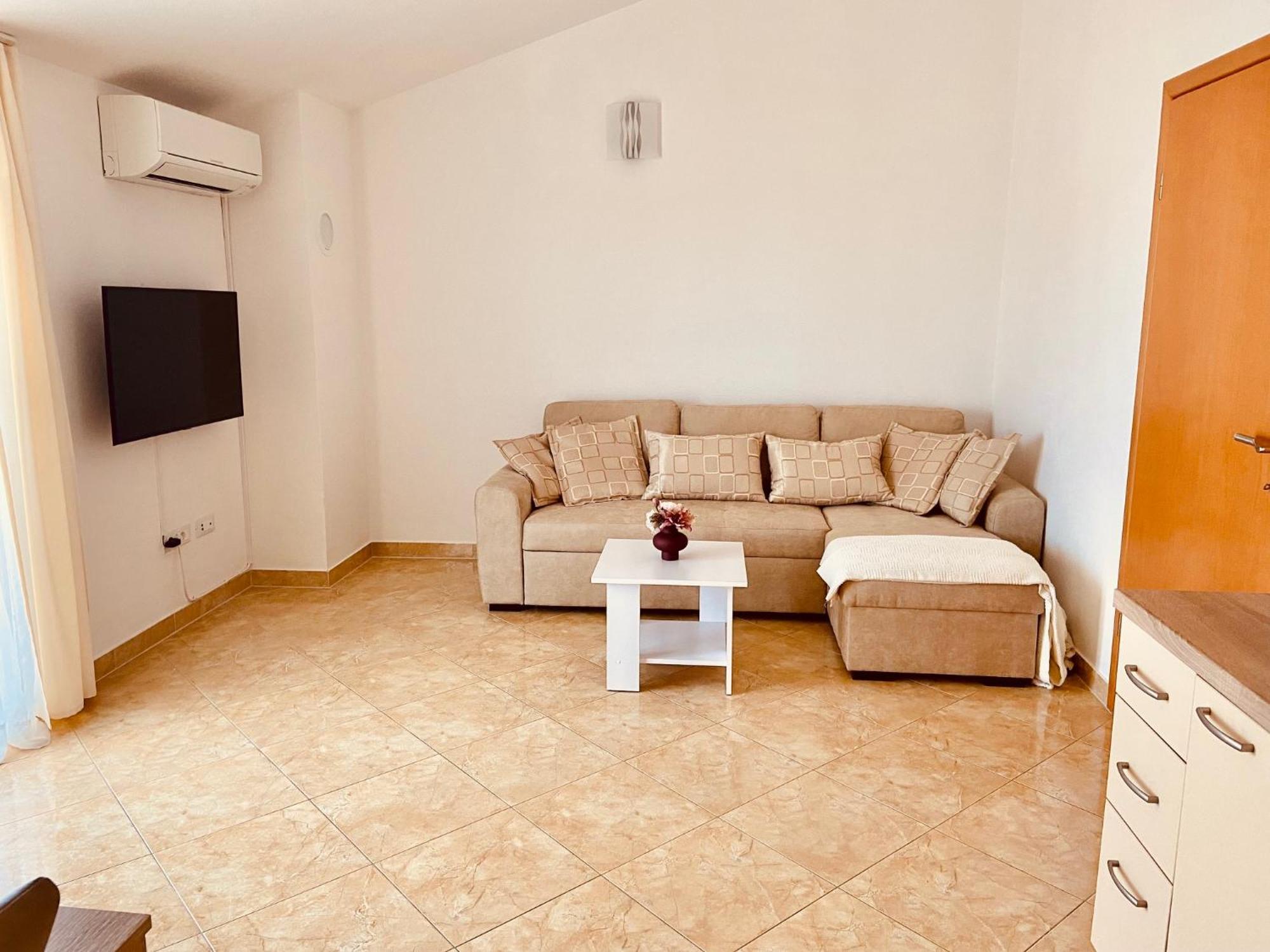 Apartments Brnada Umag Eksteriør bilde